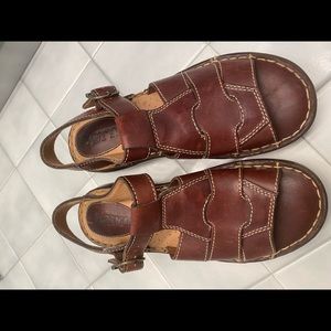 Born brown leather sandals NEW